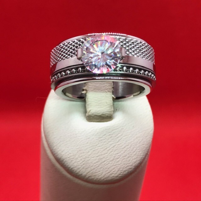 iXXXi Ring