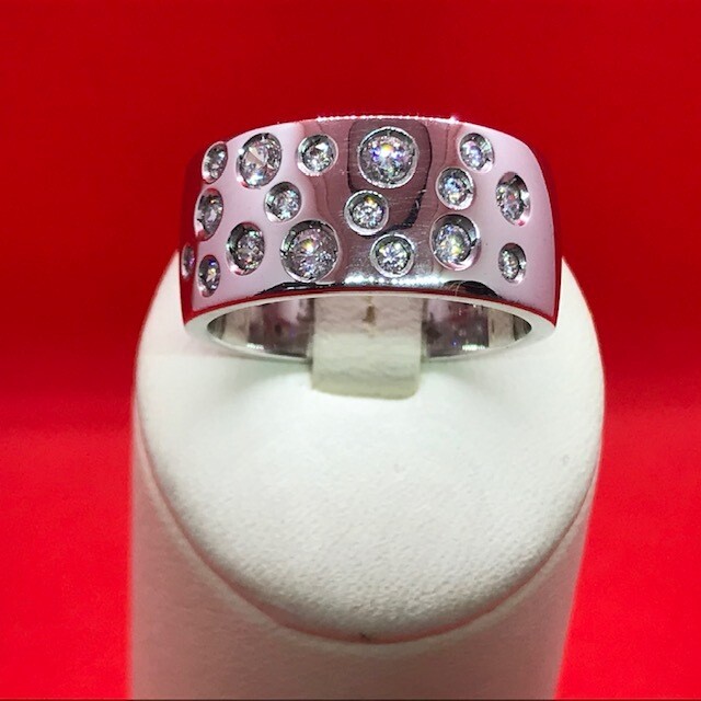 Ring Zinzi