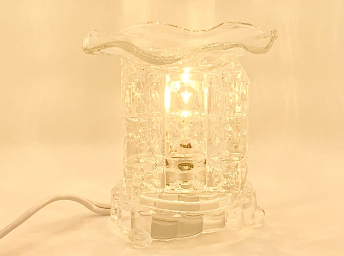 Electric ? Cube-Shaped Glass Oil Burner/Warmers: Cl