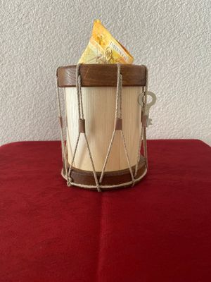 Tirelire avec clé