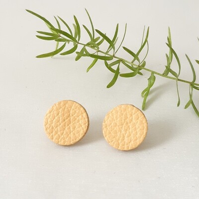 Oorbellen met gouden randje - beige leder