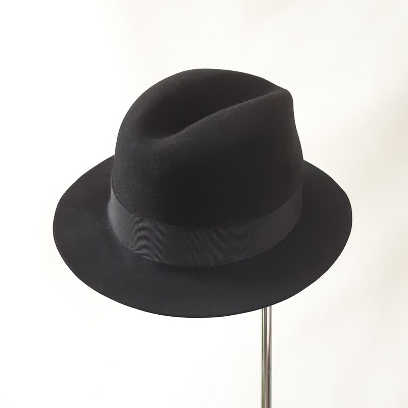 Winter hoed model Homburg in zwarte haarvilt