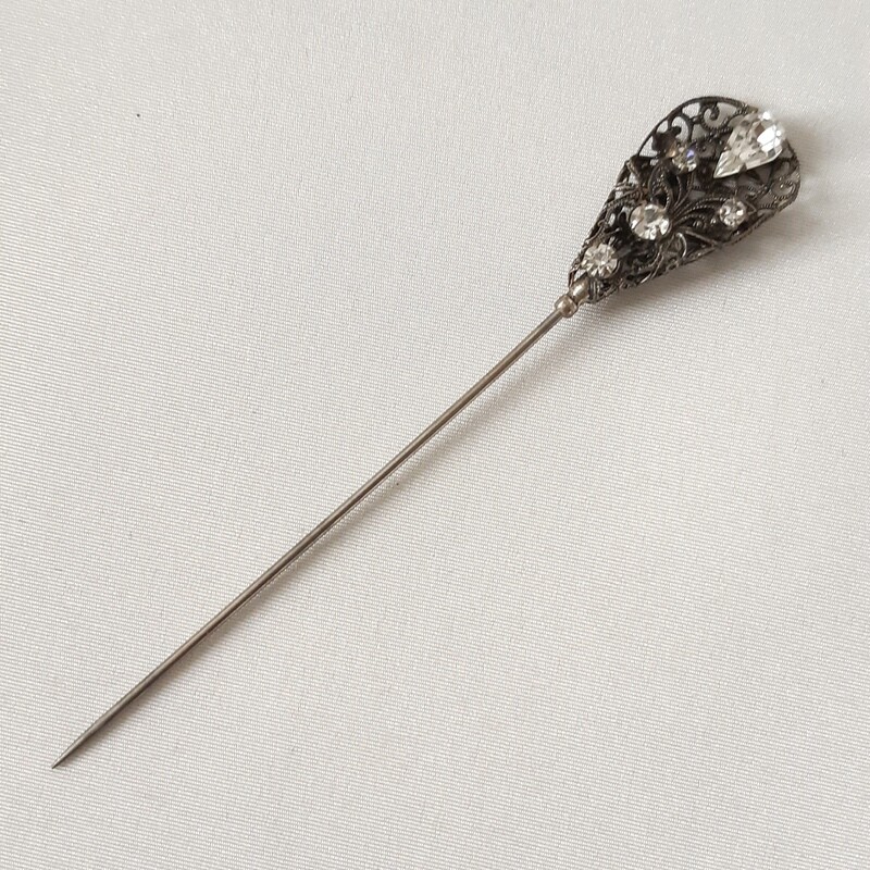 Hatpin - Antique Victorian Edwardian style
