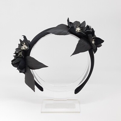Diadeem zwart met lederen bloemen