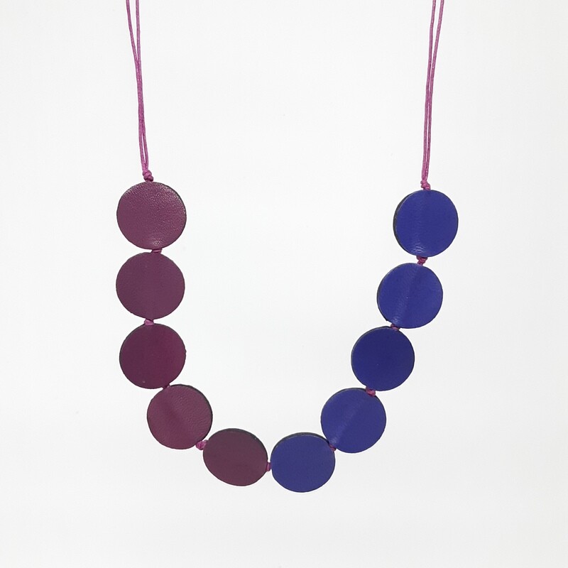 halssnoer Amalia in violet en aubergine