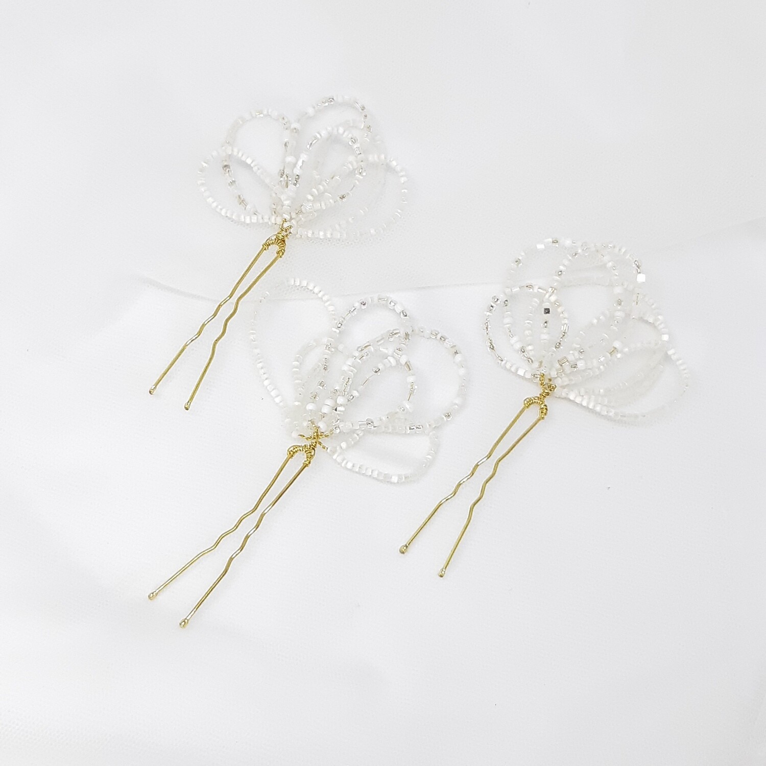 Haarpins - set van 3 pins - met gemengde witte parels