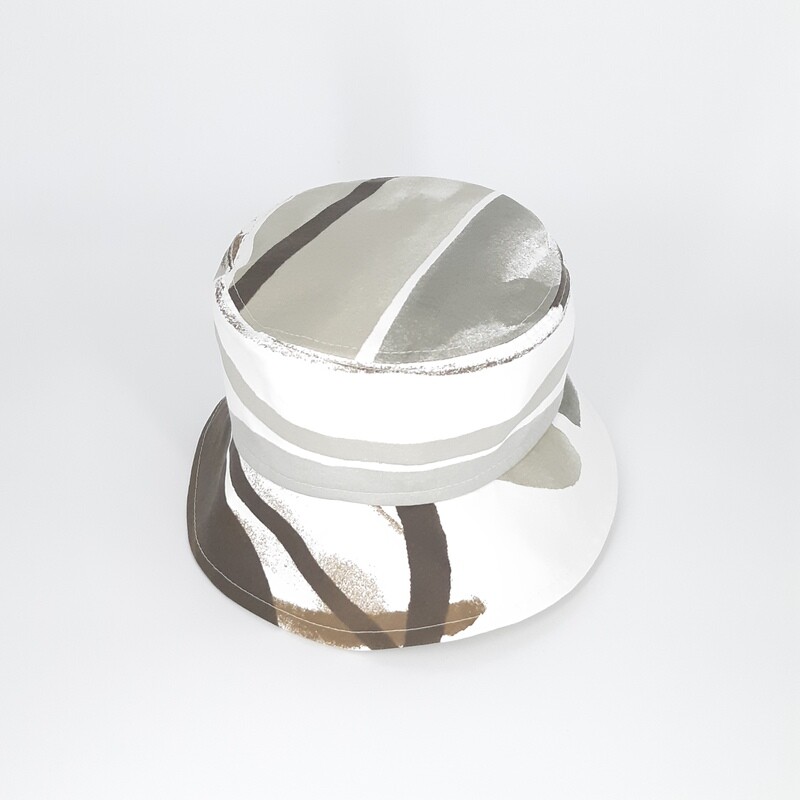 Bucket hoed print: 50 shades of grey 