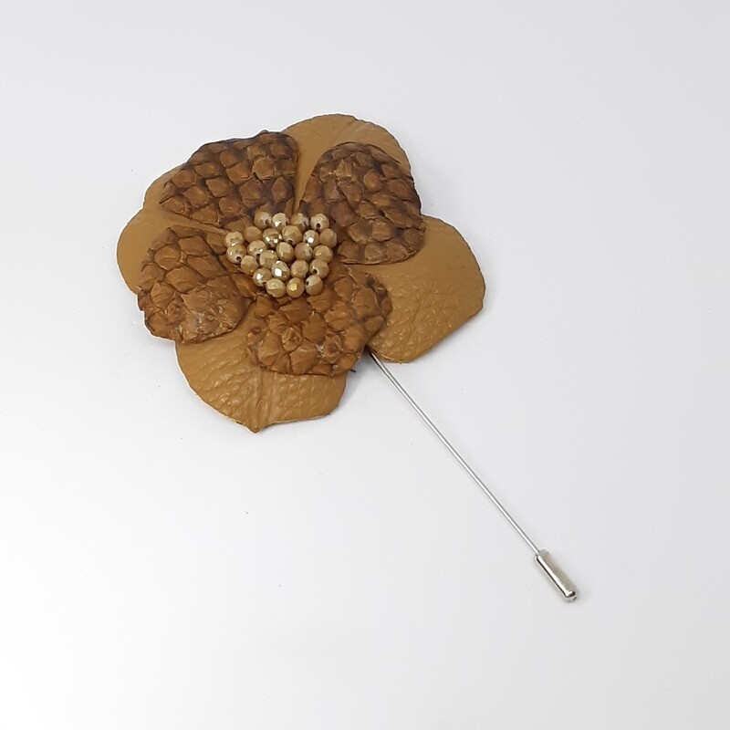 Leder broche lapel speld - cognac &amp; visleder