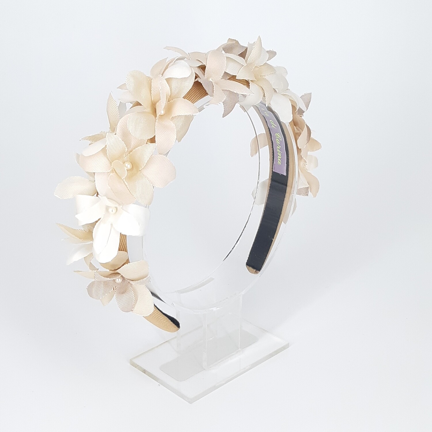 Diadeem met kleine bloemen in beige en creme
