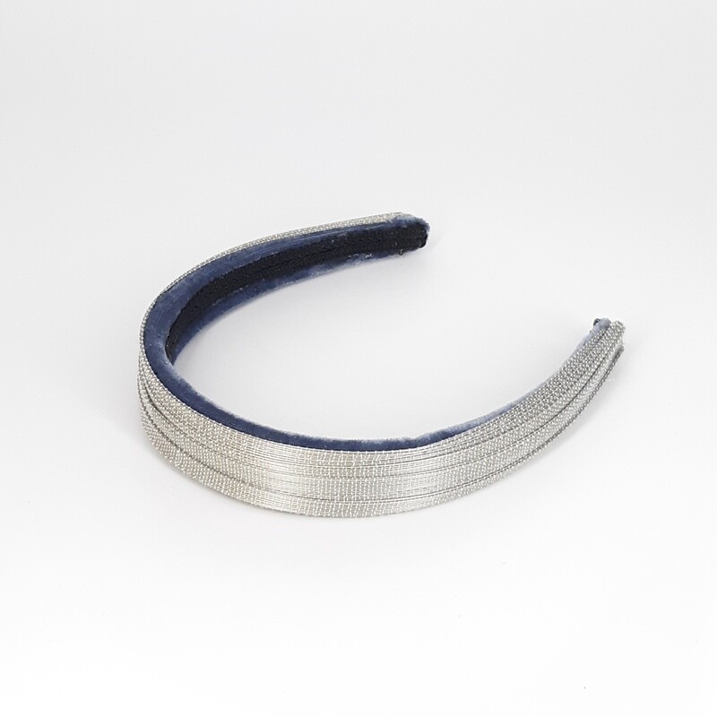 IJs blauwe diadeem met buntal