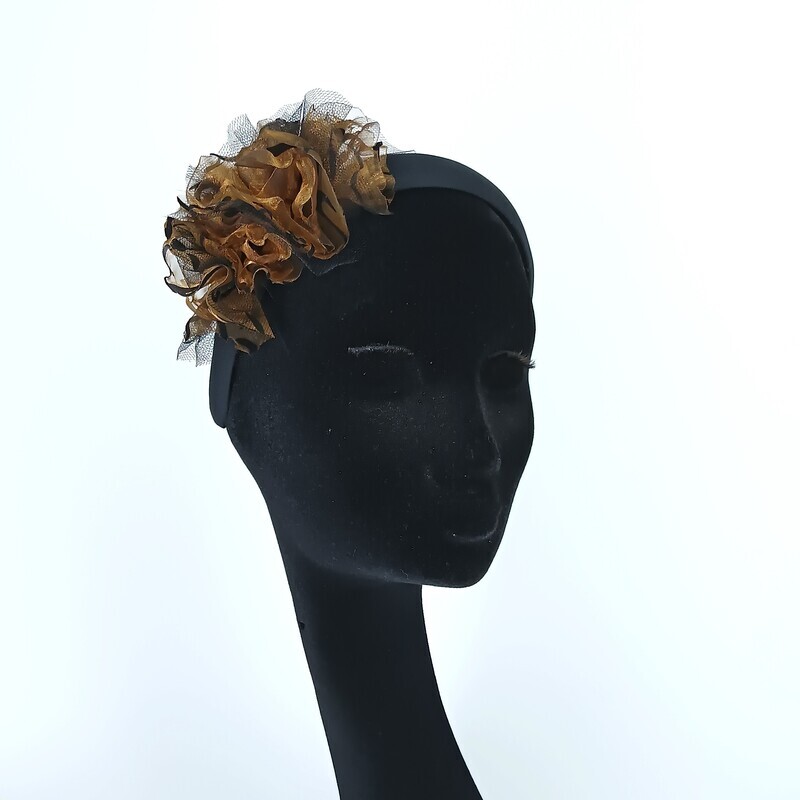 Diadeem zwart met ruffels