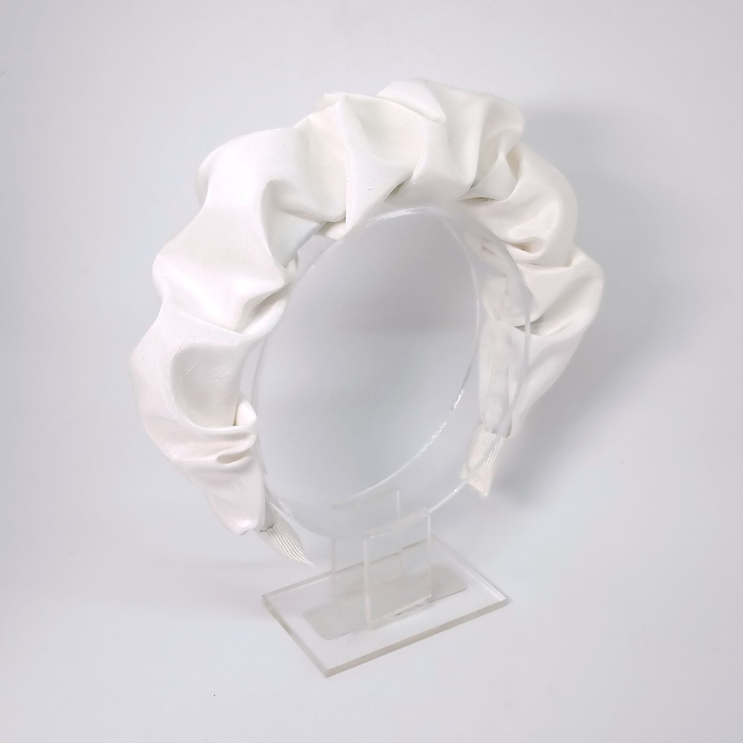 Scrunchie diadeem  - white silk