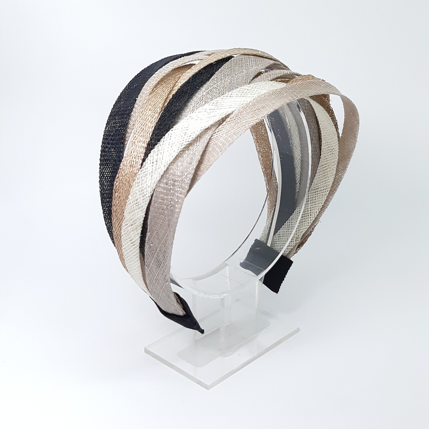 Diadeem met mixed taupe tonen in sinamay - Large
