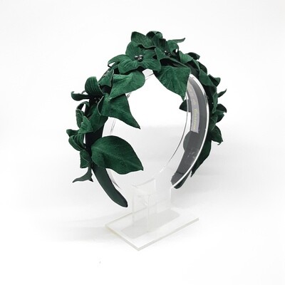 Diadeem groen met lederen bloemen