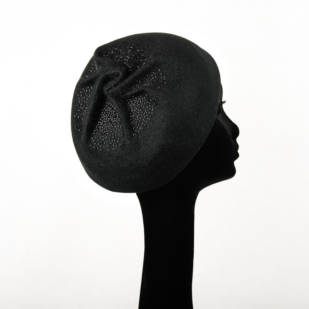 Hoed model Beret Royal - haarvilt zwart geperleerd