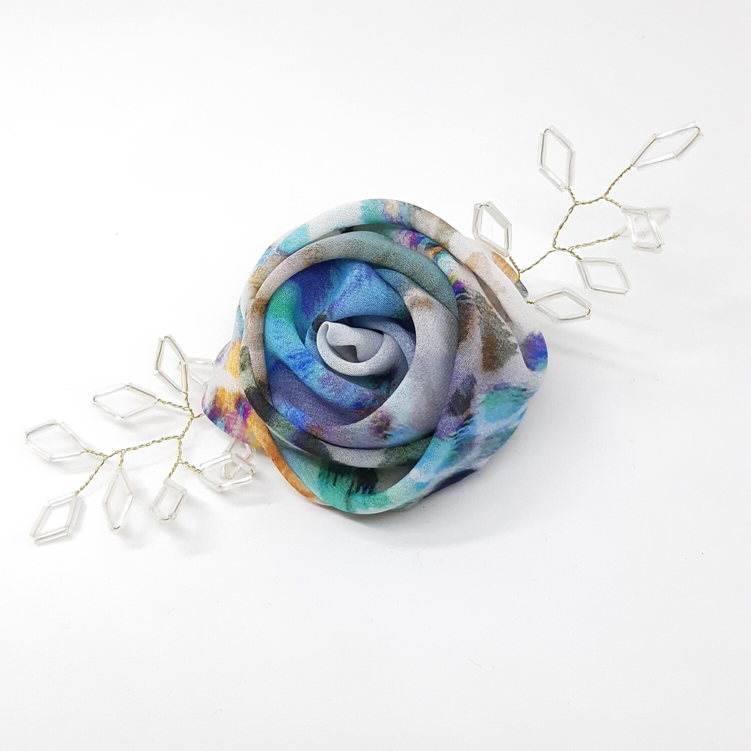Mousseline roos - broche - blauw met geparelde bladeren