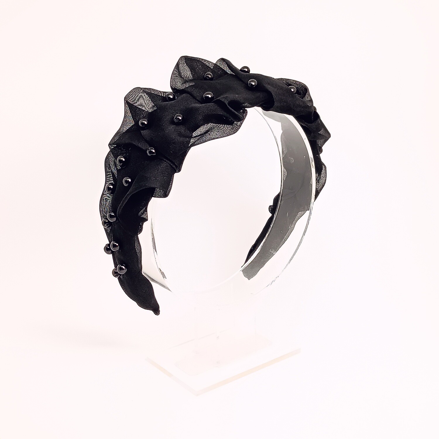 Diadeem in zwarte zijde organza met parels