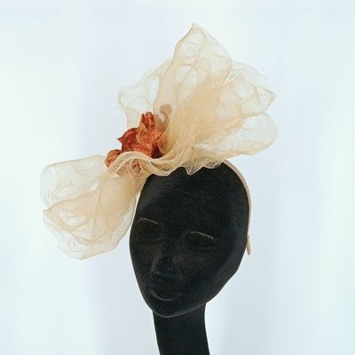 Fascinator met crinoline en satijnen bloem - herfst