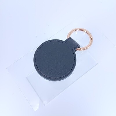 Lederen porte-chapeau met magneet - zwart