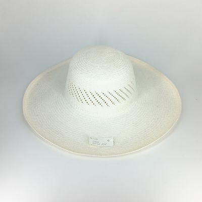 Panama Capeline - Llano lace - diagon - diam: 44cm