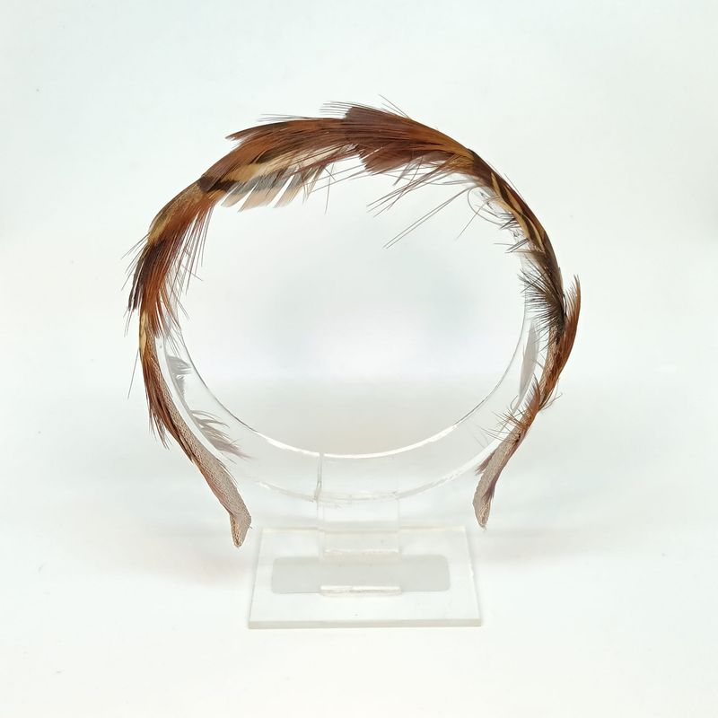 Veren Sinamay Diadeem – Couture Haaraccessoire
