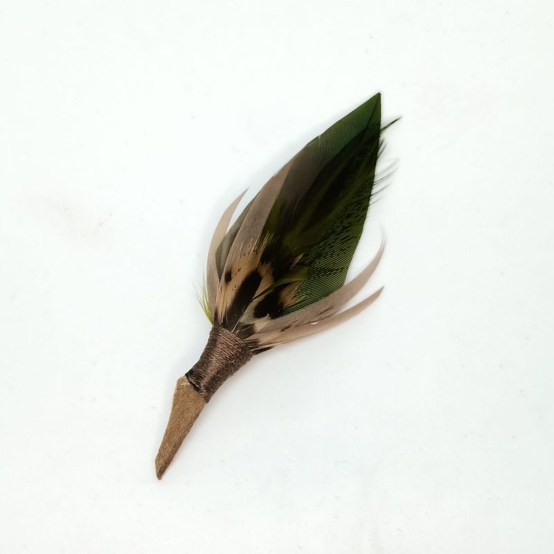 Veren broche/boutonniere - groen-oker