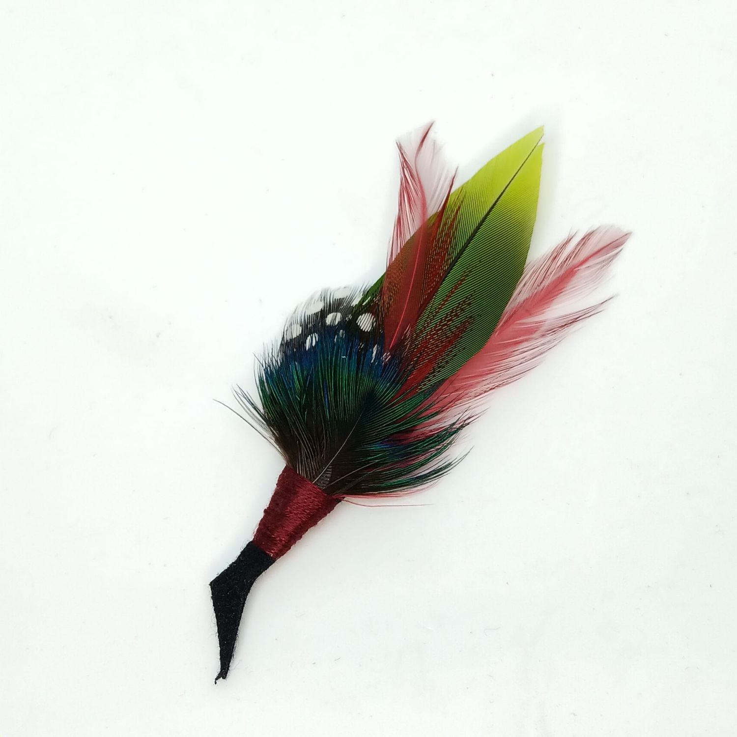 Veren broche/boutonniere - groen-zwart-rood-wit