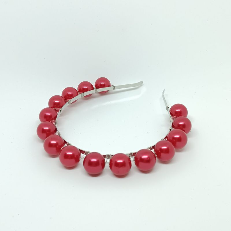 Diadeem met grote rode parels