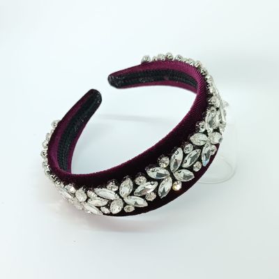Diadeem tiara bordeau fluweel met strass - breed Diadeem tiara bordeau fluweel met strass - breed