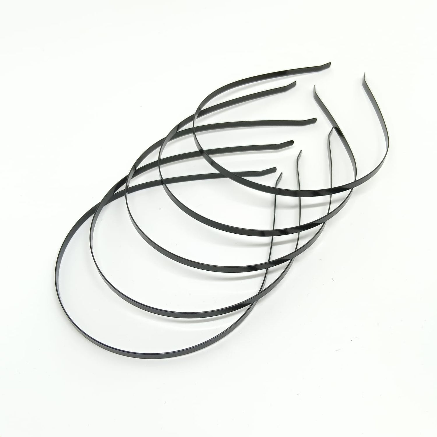 5 diademen - metaal - 5mm - 38cm - zwart