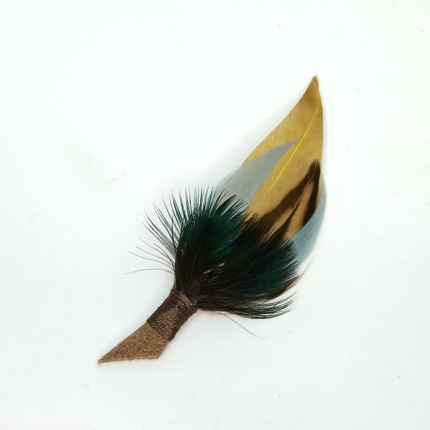 Veren broche/boutonniere - oker-fazant -blauw