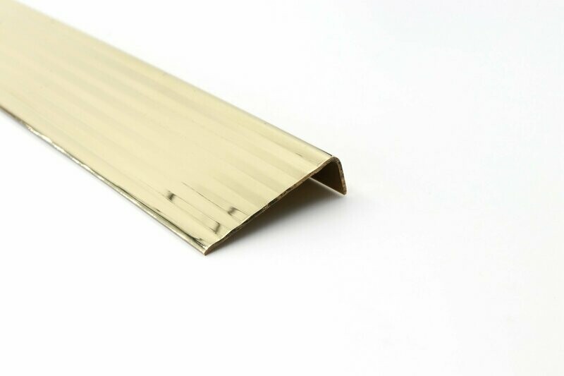 Nez de marches 35x10