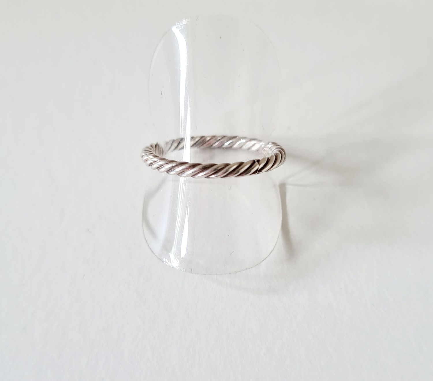 Vintage stylish rope silver ring