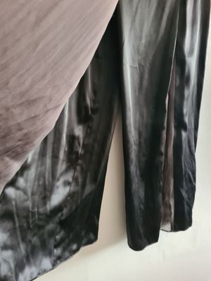 Unworn designer Esthis satin/silk wrap trousers