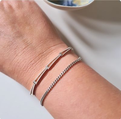 Classic curb link silver bracelet