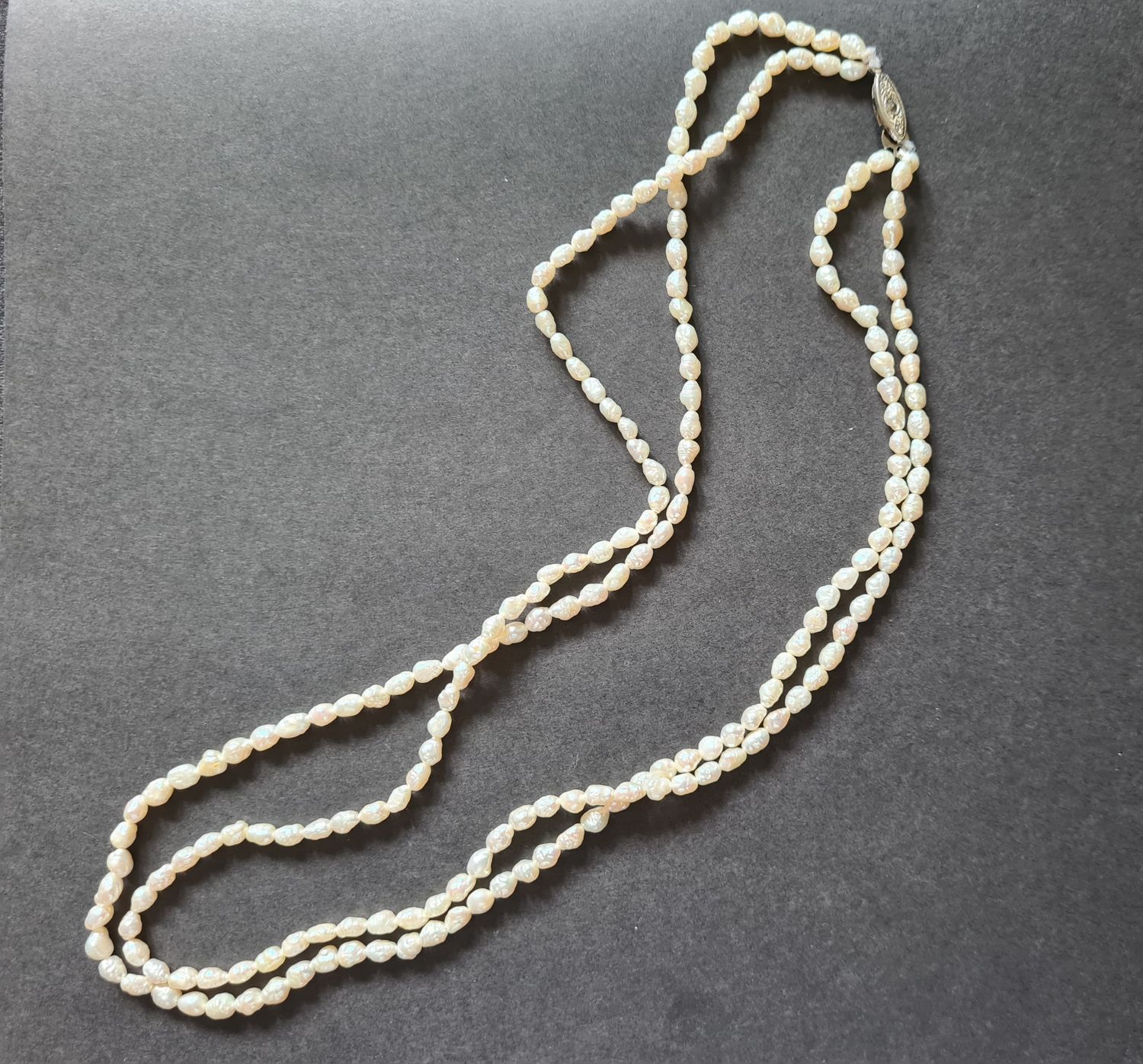 Stunning vintage rice pearl double strand necklace and bracelet set