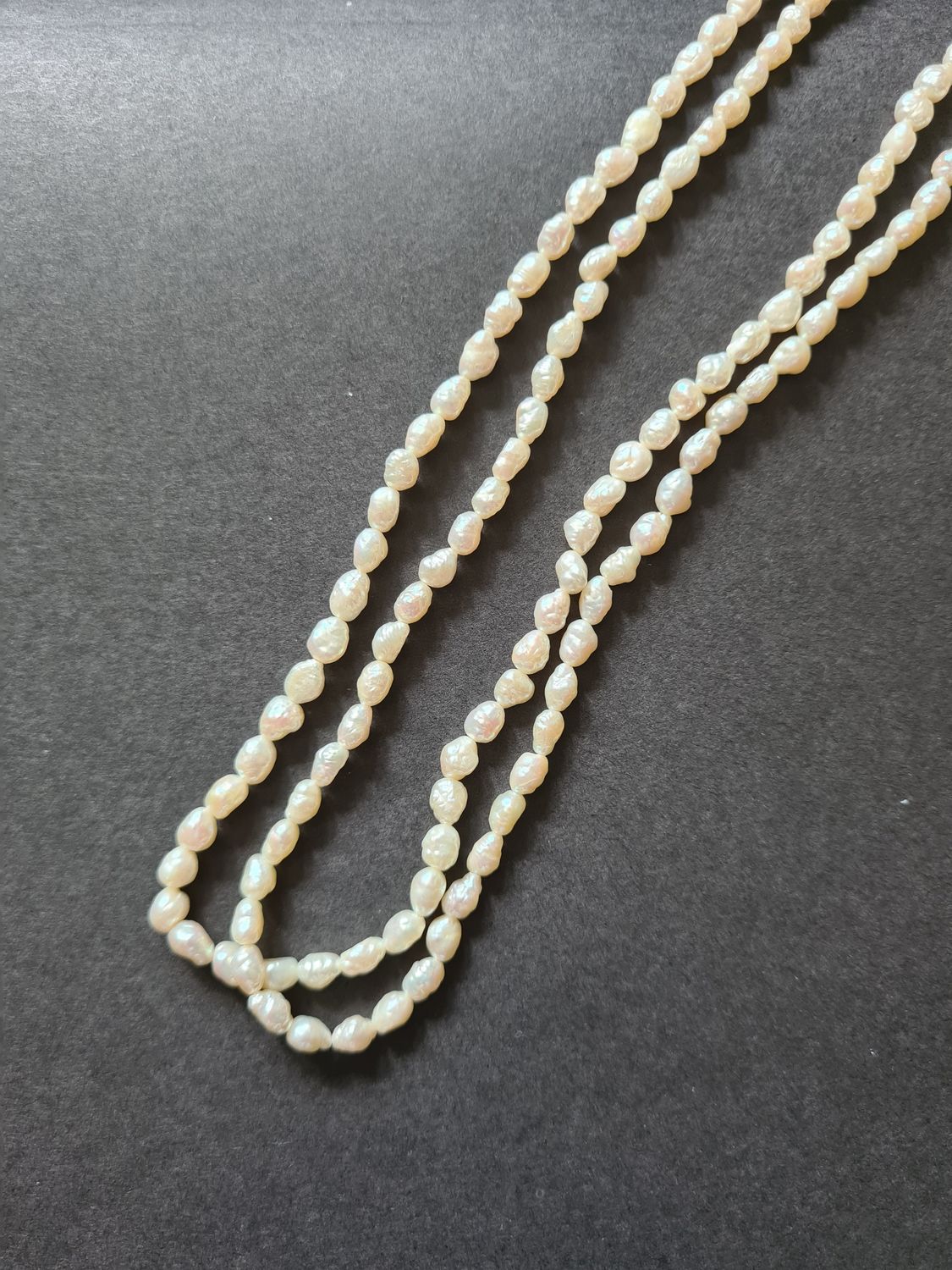 Stunning vintage rice pearl double strand necklace and bracelet set