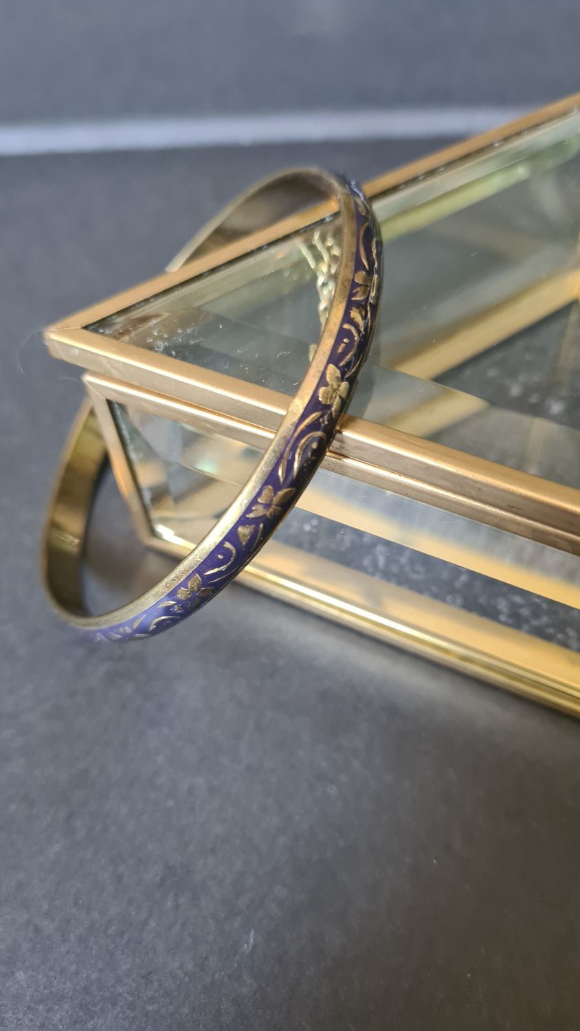 Pretty vintage floral purple and gold enamel bangle