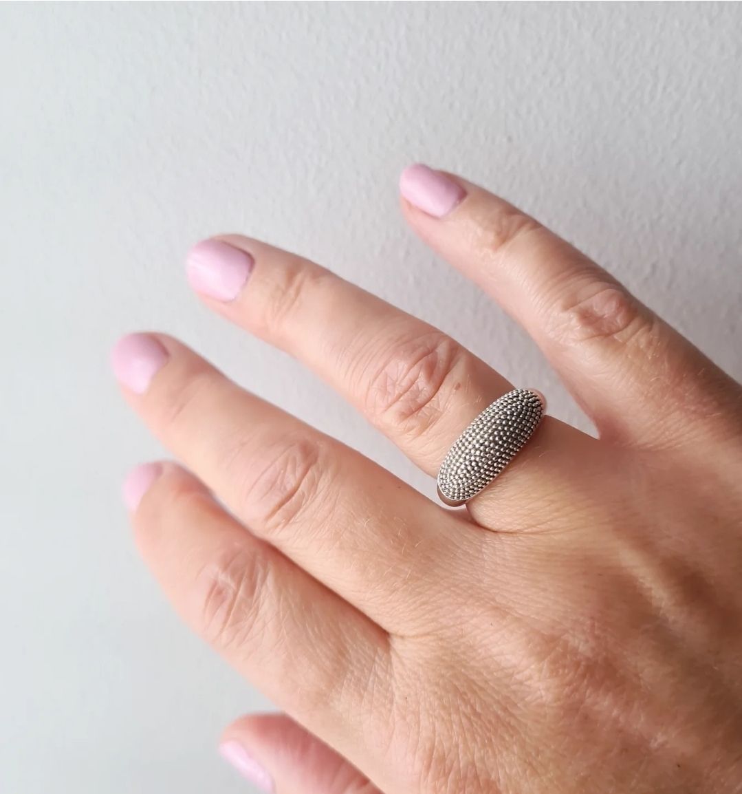 Stylish LINKS OF LONDON Masquerade silver ring