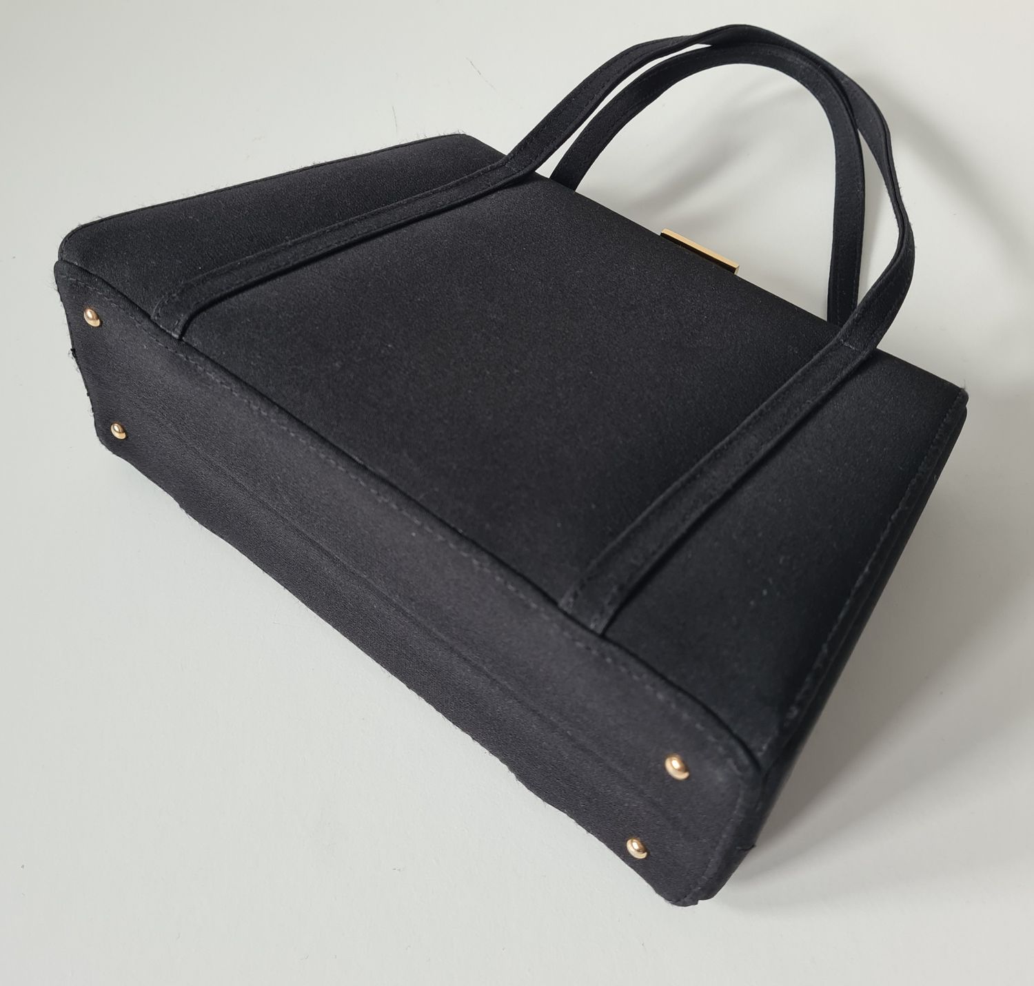 Vintage high end designer Stuart Weitzman box bag