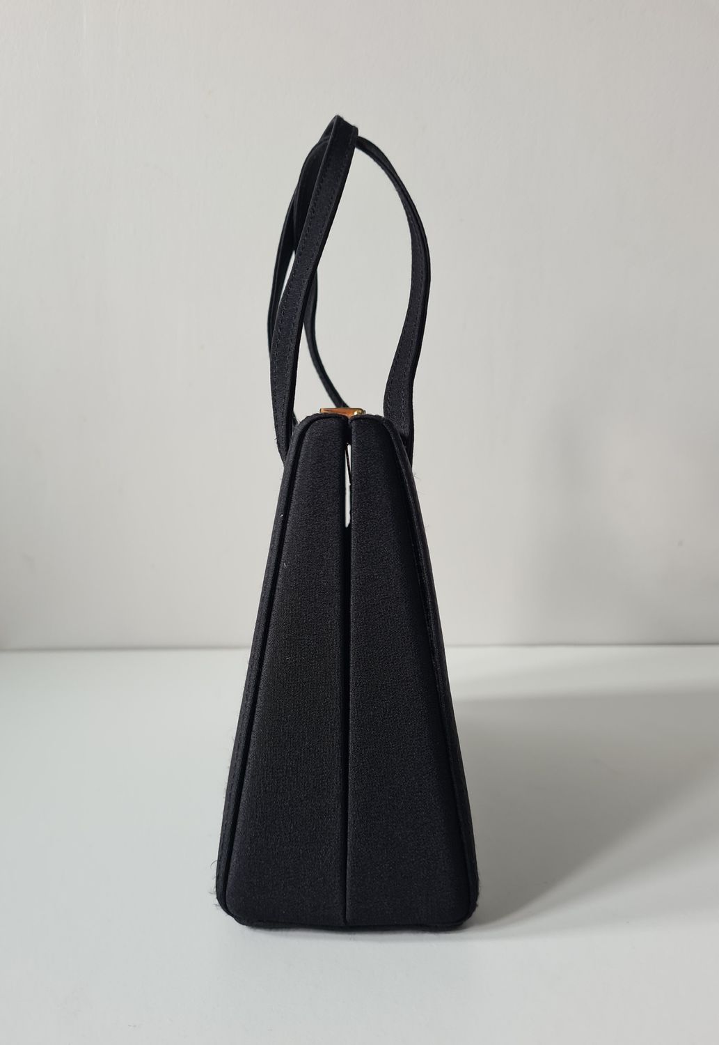 Vintage high end designer Stuart Weitzman box bag