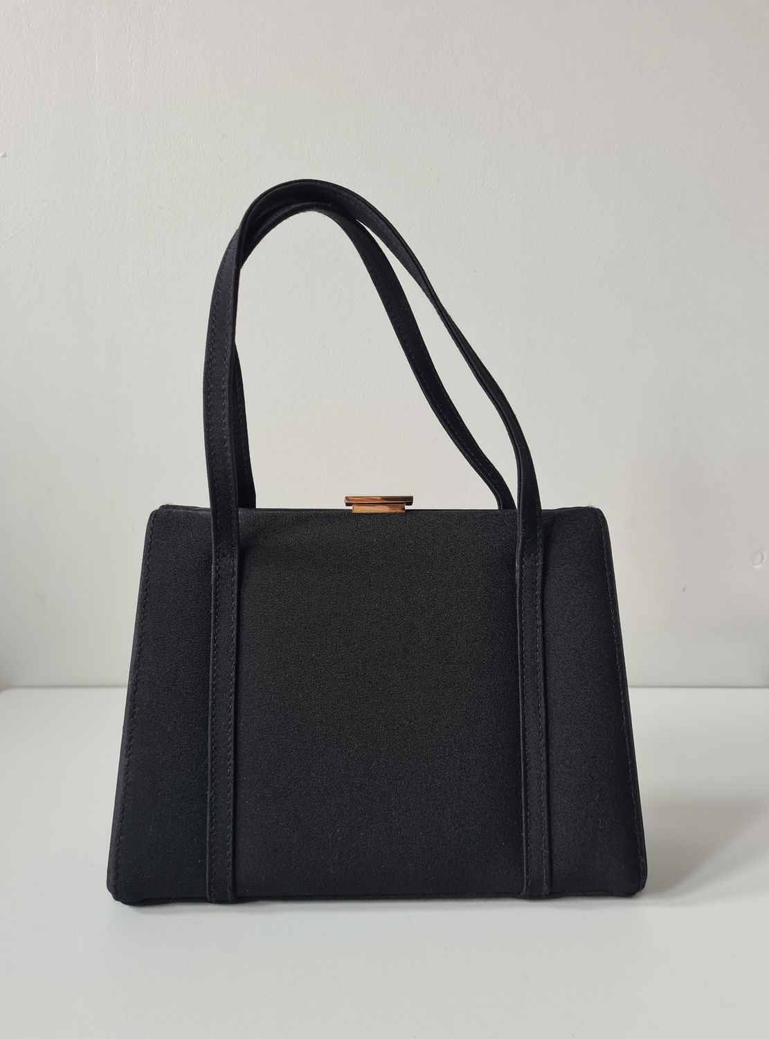 Vintage high end designer Stuart Weitzman box bag