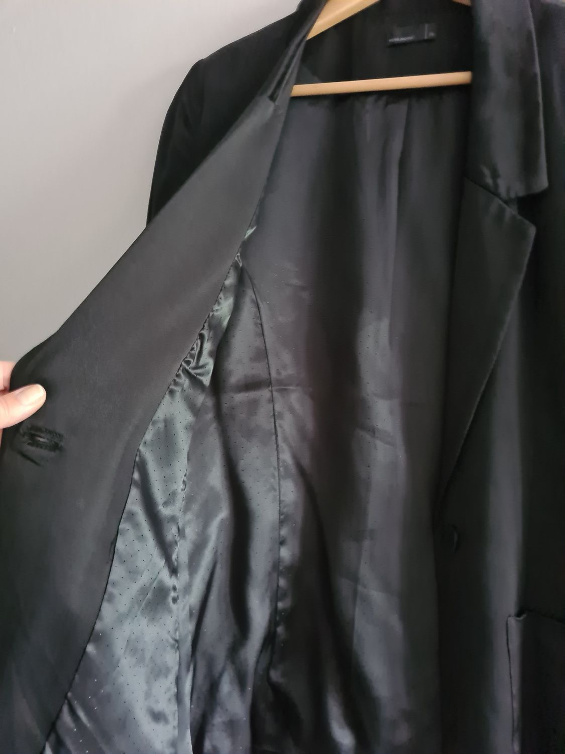 Vero Moda black satin blazer