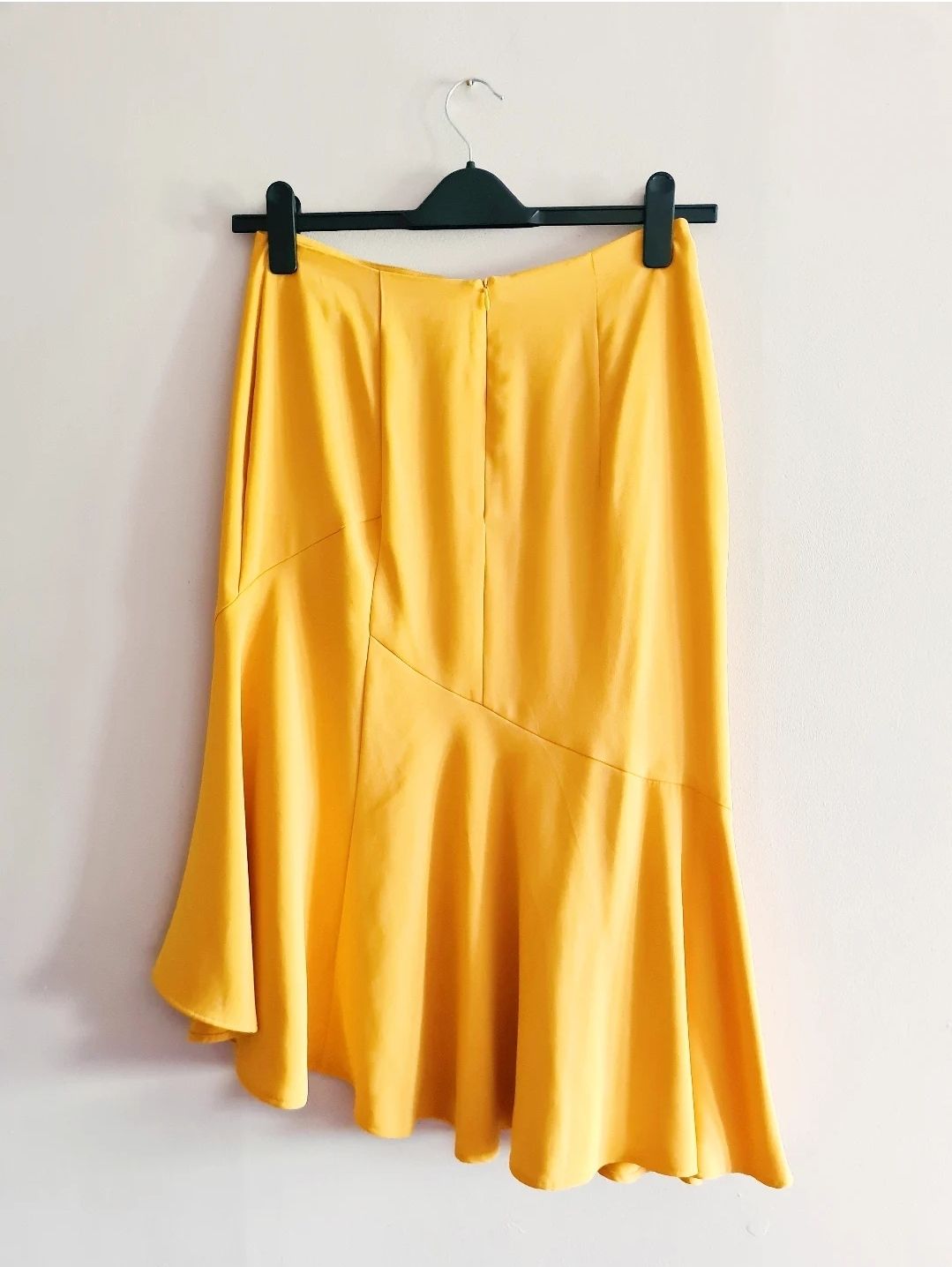 Beautiful Per Una yellow bias cut skirt