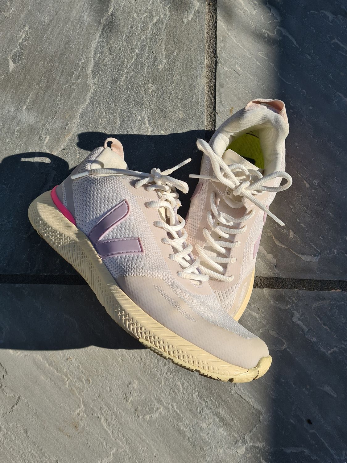Preloved Veja Impala mesh trainers sz 7 RRP £115