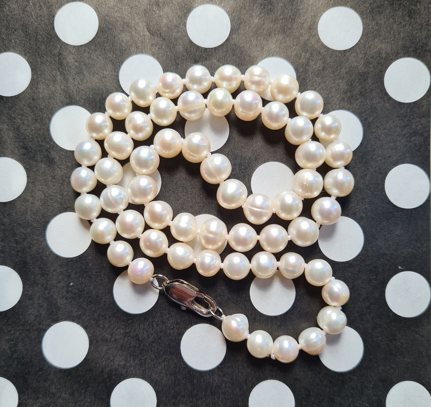 Fresh water pearl necklace