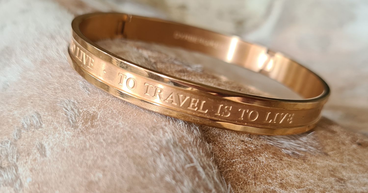 Dyrberg/Kern designer &#39;To travel is to live&#39; bangle