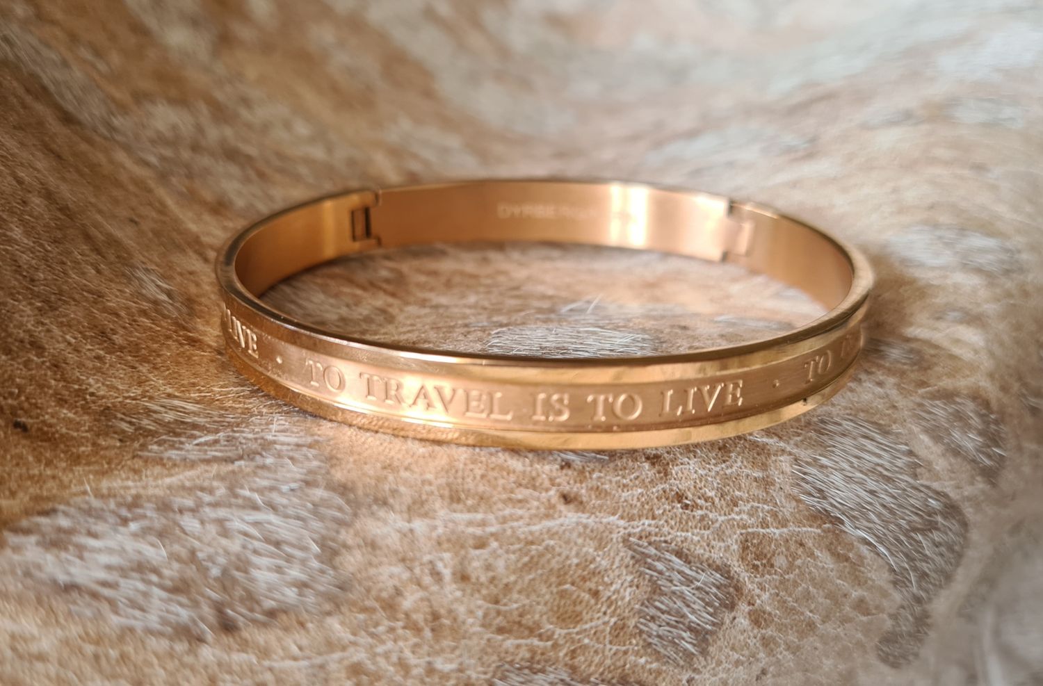 Dyrberg/Kern designer &#39;To travel is to live&#39; bangle