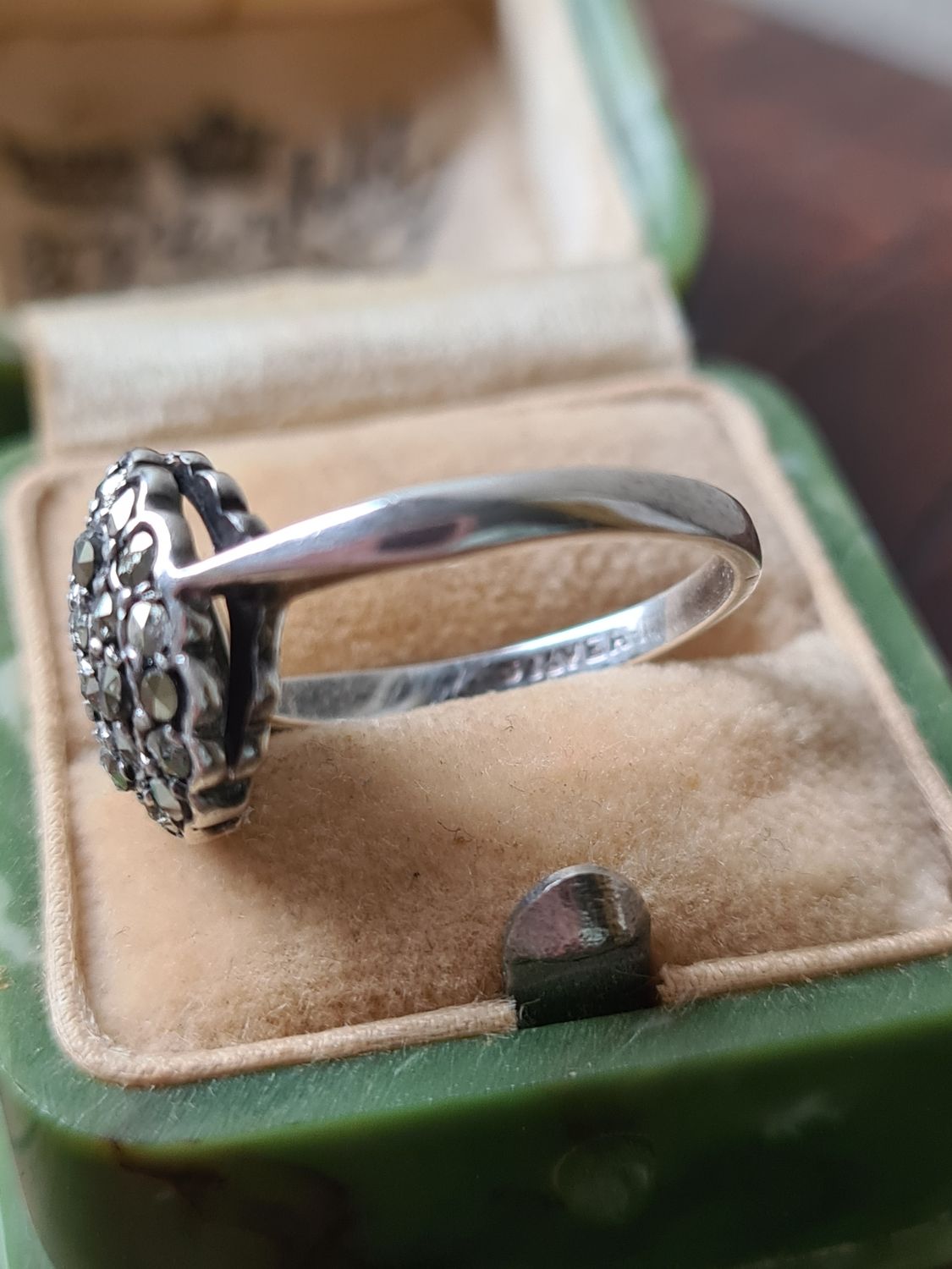 1930&#39;s/40&#39;s sweet Marcasite silver ring