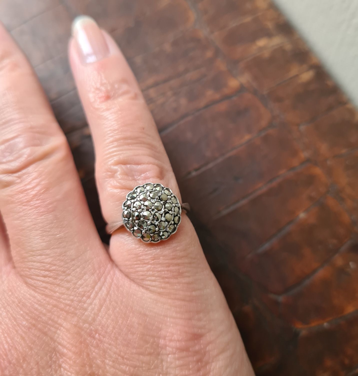 1930&#39;s/40&#39;s sweet Marcasite silver ring
